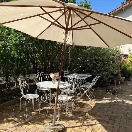 度假居 Charmante Maison Renovee Centre 欧里亚克
